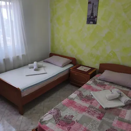 Lakkoma Holiday Home *